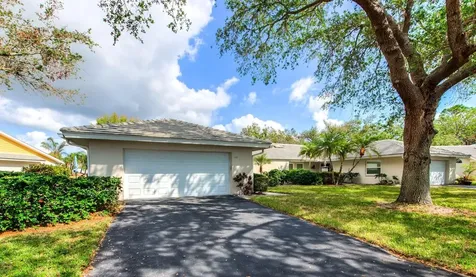 130 Southampton Place Venice FL 34293