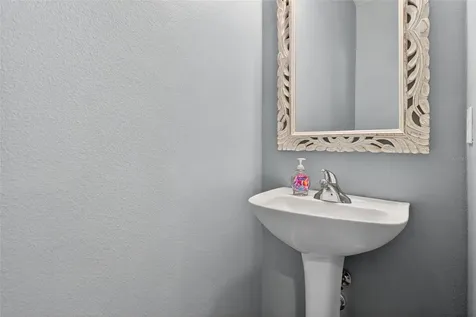 1231 Golden Canna Lane Celebration FL 34747