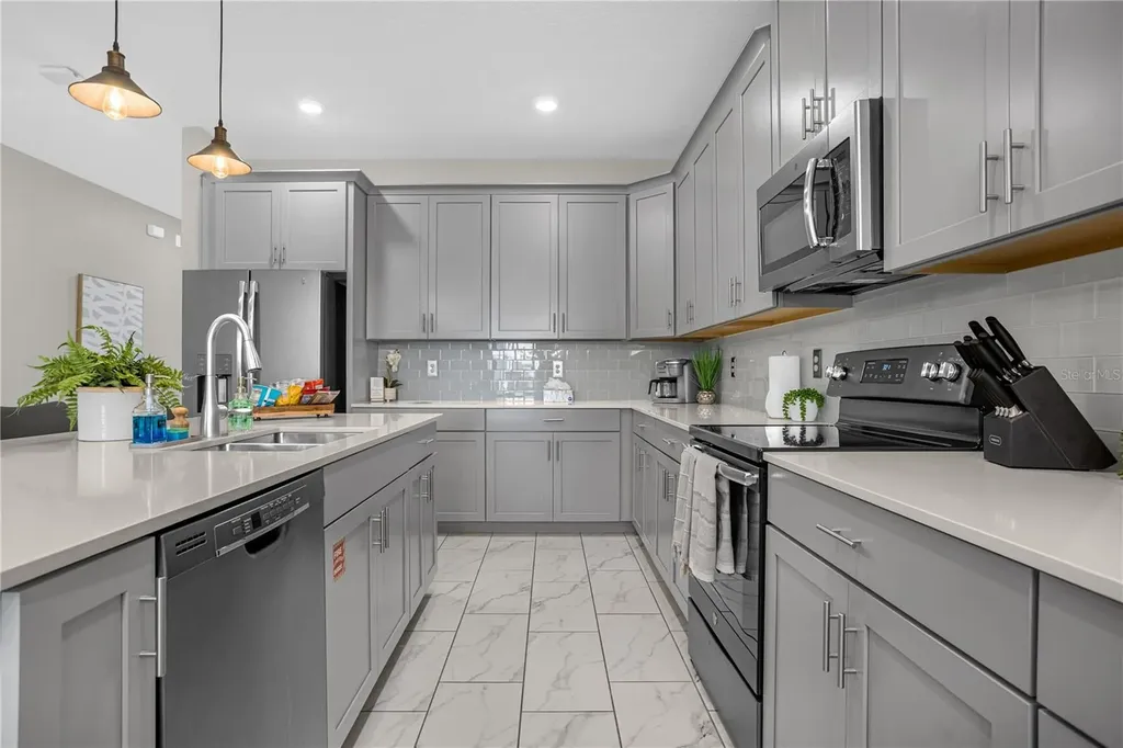 2772 Bookmark Drive Kissimmee FL 34746