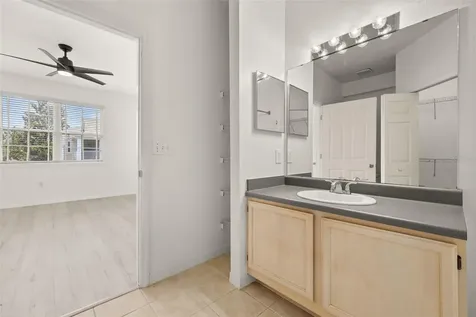 3315 Parkchester Square Boulevard Orlando FL 32835