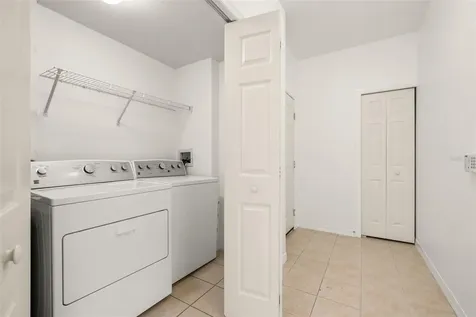 3315 Parkchester Square Boulevard Orlando FL 32835