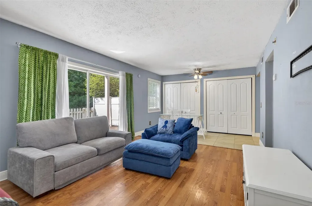 2521 Cedar Cypress Court Tampa FL 33618