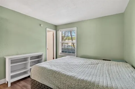 2521 Cedar Cypress Court Tampa FL 33618