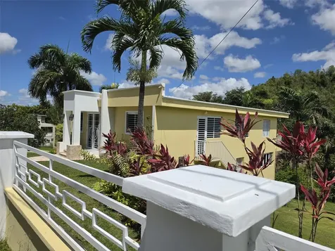 8C Clavel Street Dorado PR 00646