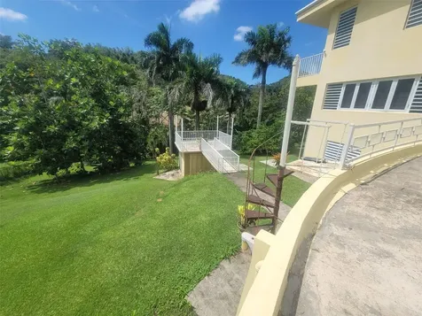 8C Clavel Street Dorado PR 00646