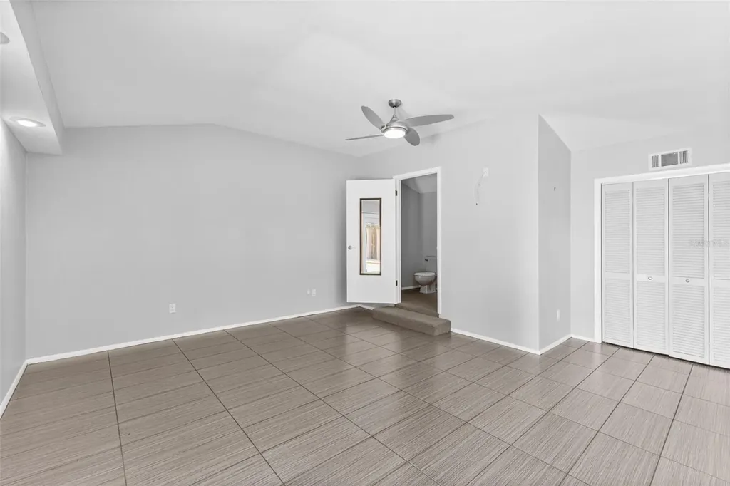 135 Aranda Street NE St Petersburg FL 33704