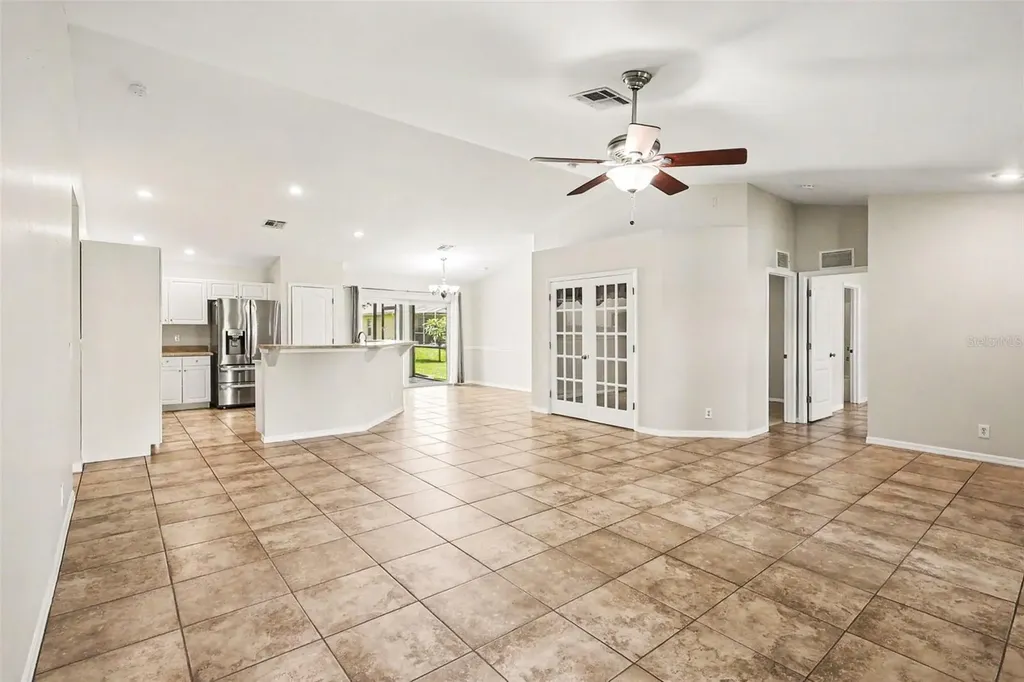 203 NW 6th Place Cape Coral FL 33993