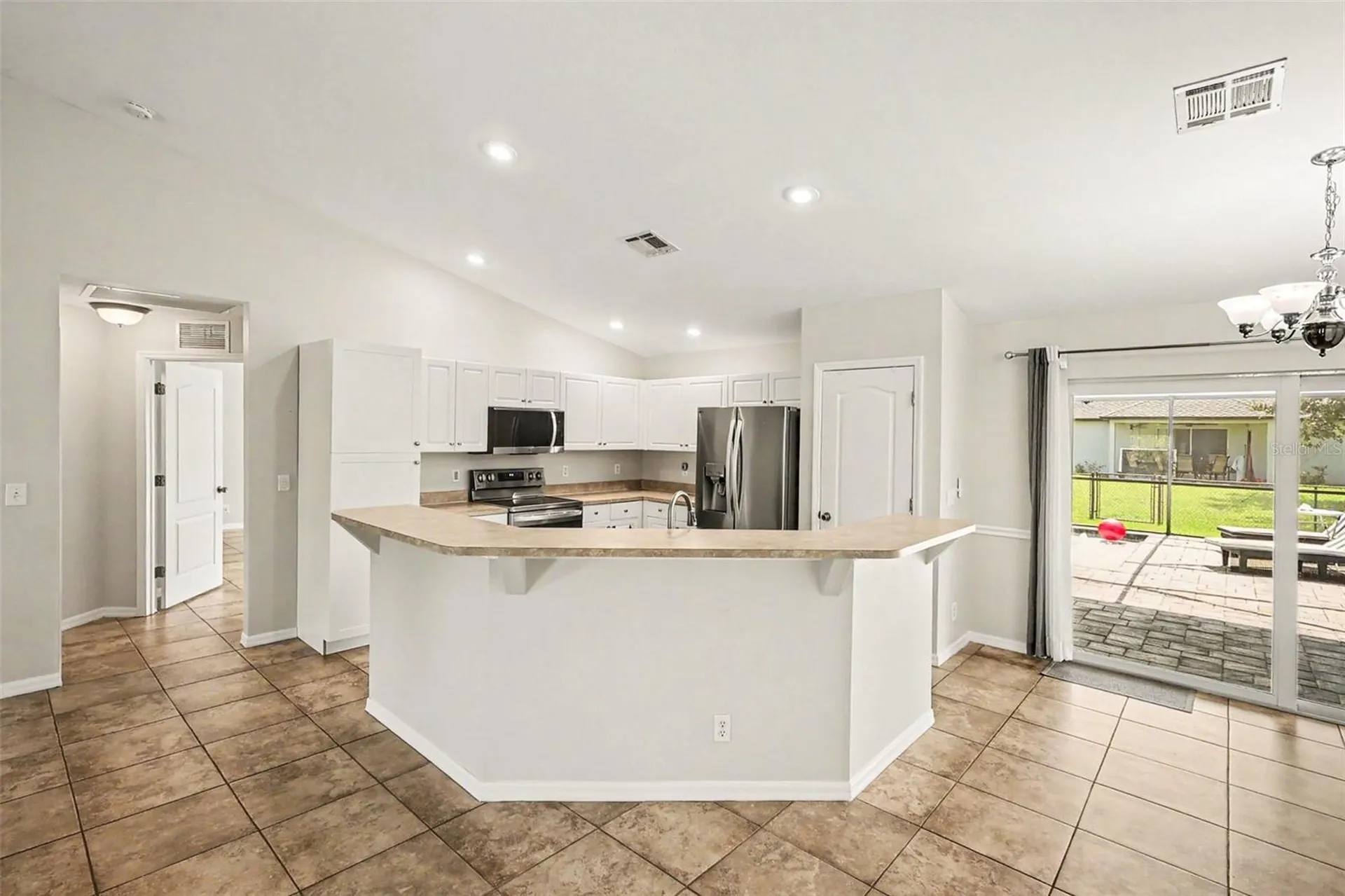 203 NW 6th Place Cape Coral FL 33993