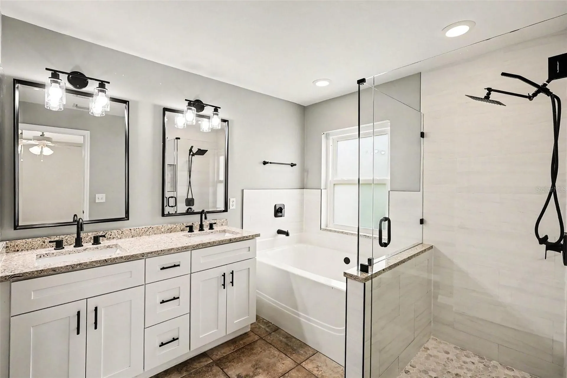203 NW 6th Place Cape Coral FL 33993