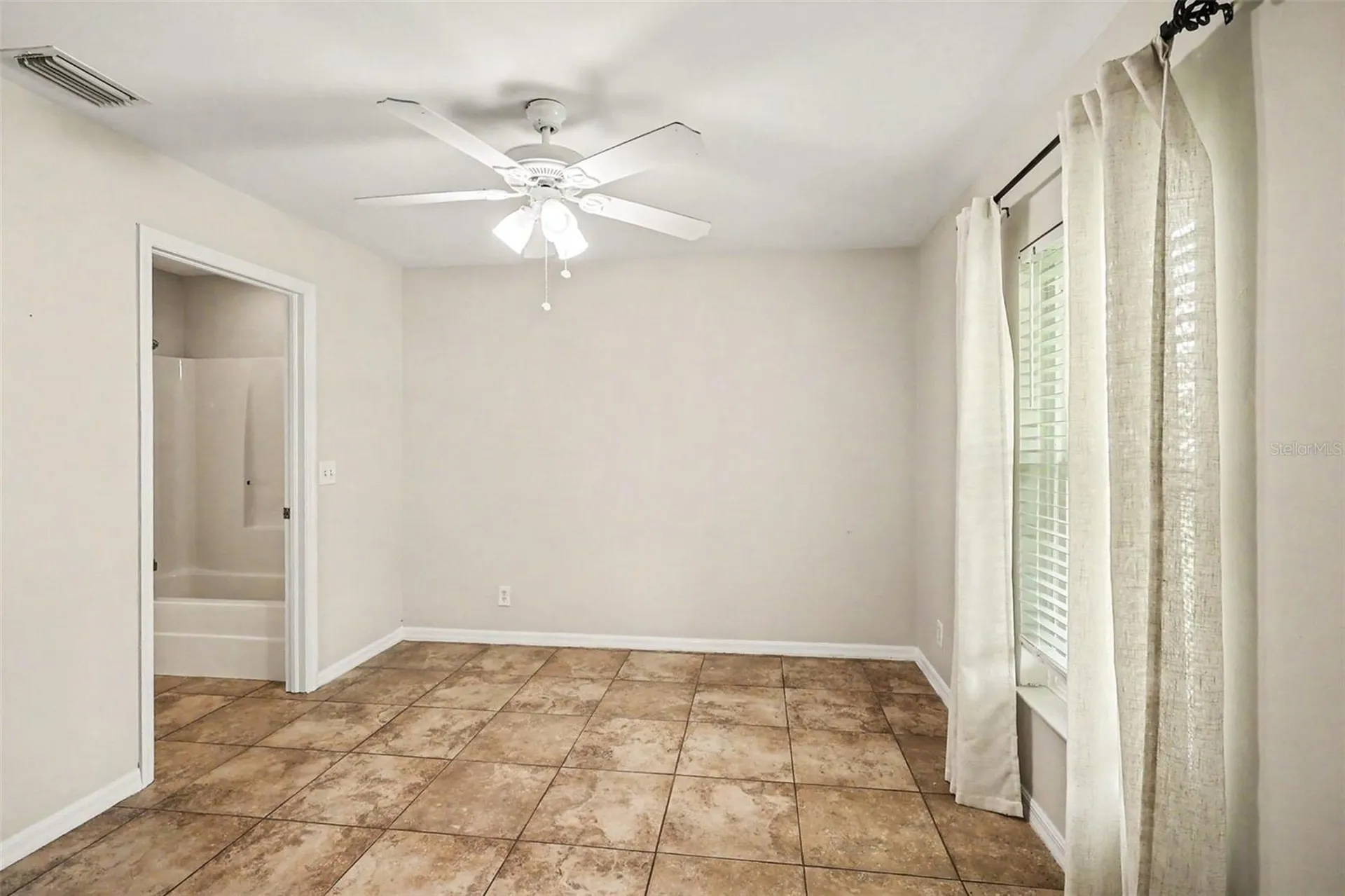 203 NW 6th Place Cape Coral FL 33993