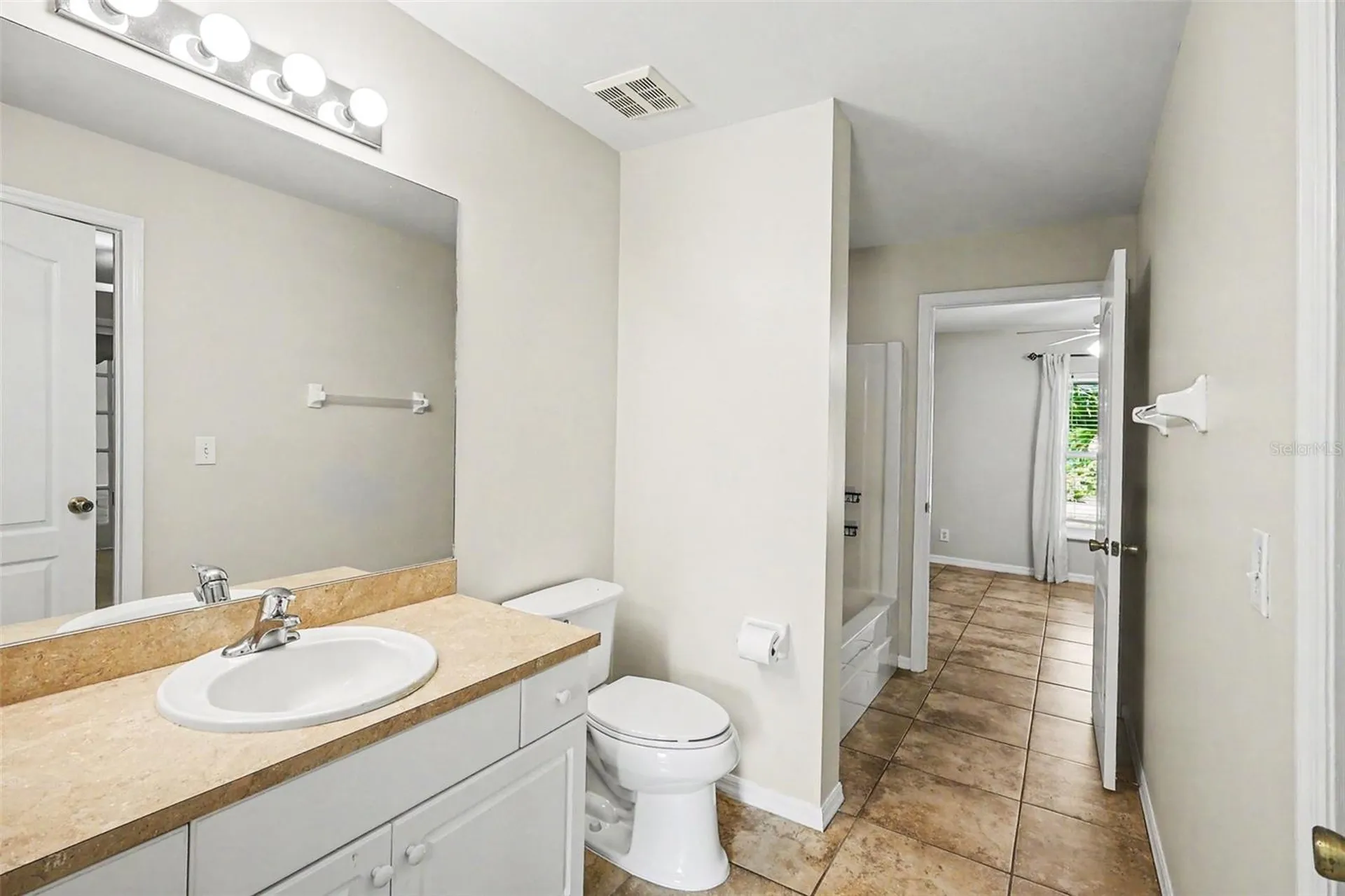 203 NW 6th Place Cape Coral FL 33993