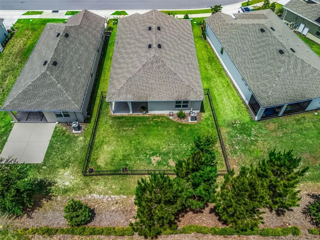 7889 Penrose Place Wildwood FL 34785