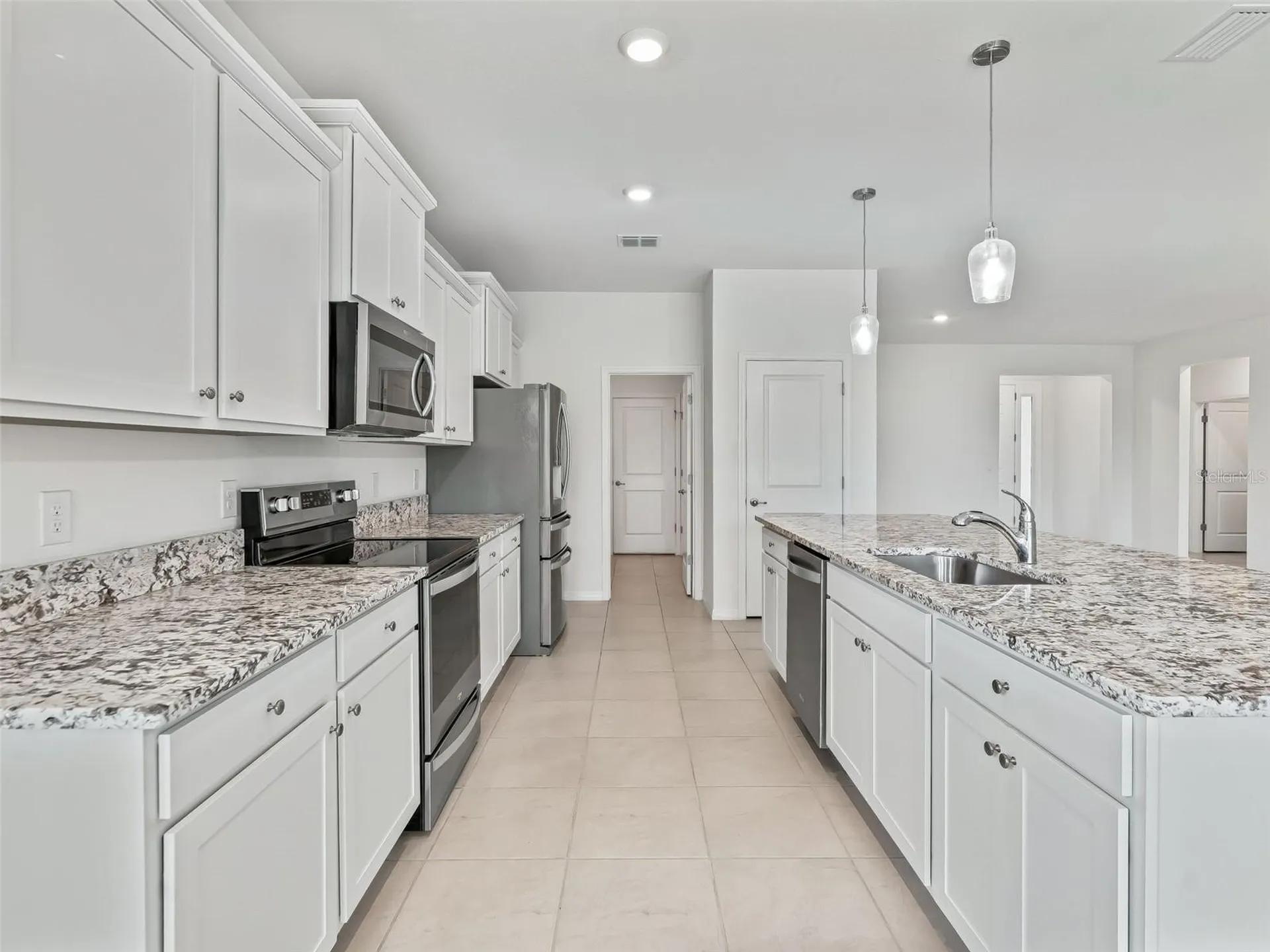 7889 Penrose Place Wildwood FL 34785