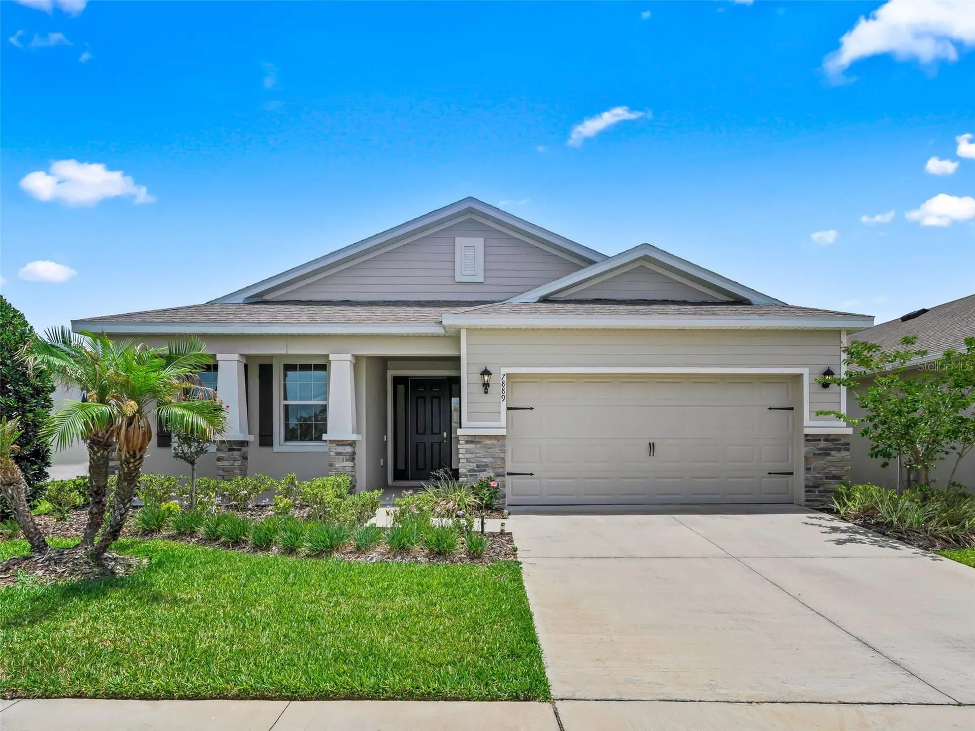 7889 Penrose Place Wildwood FL 34785