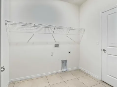 7889 Penrose Place Wildwood FL 34785