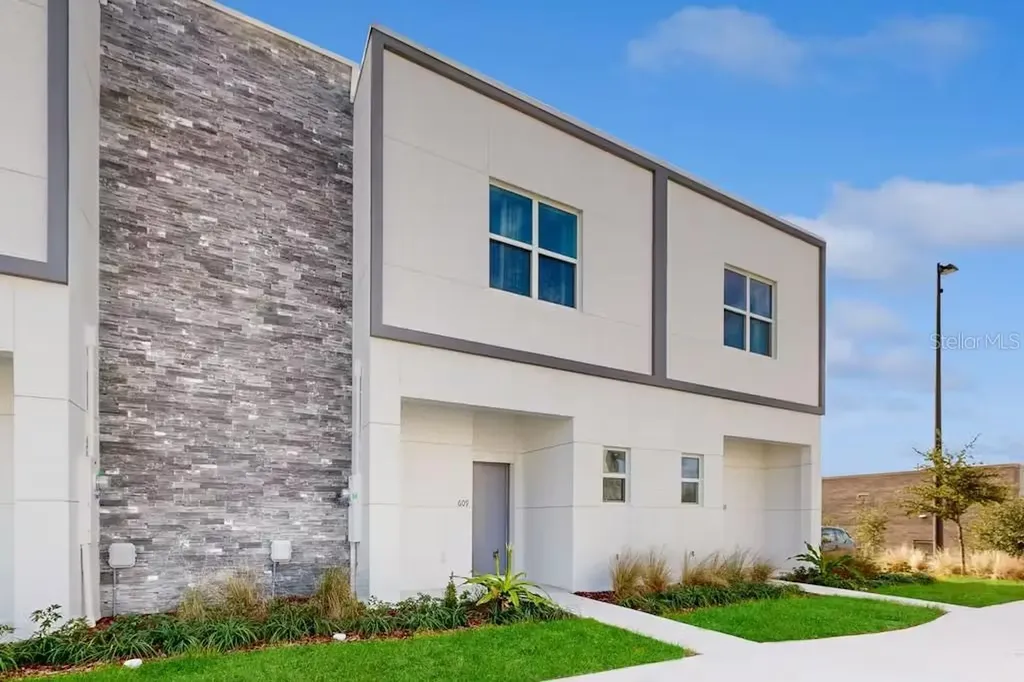 605 Trikomo Drive Davenport FL 33896