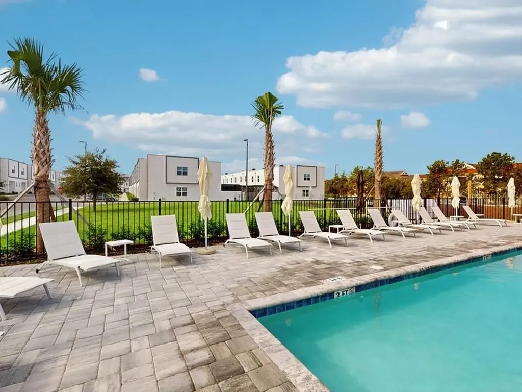 605 Trikomo Drive Davenport FL 33896