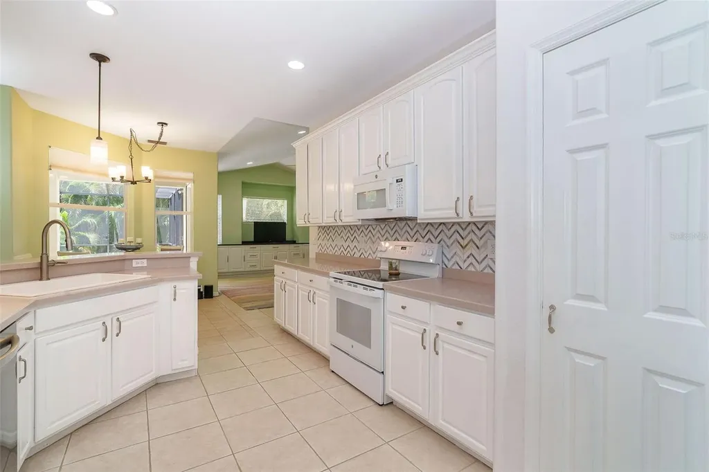 122 Clear Lake Drive Englewood FL 34223