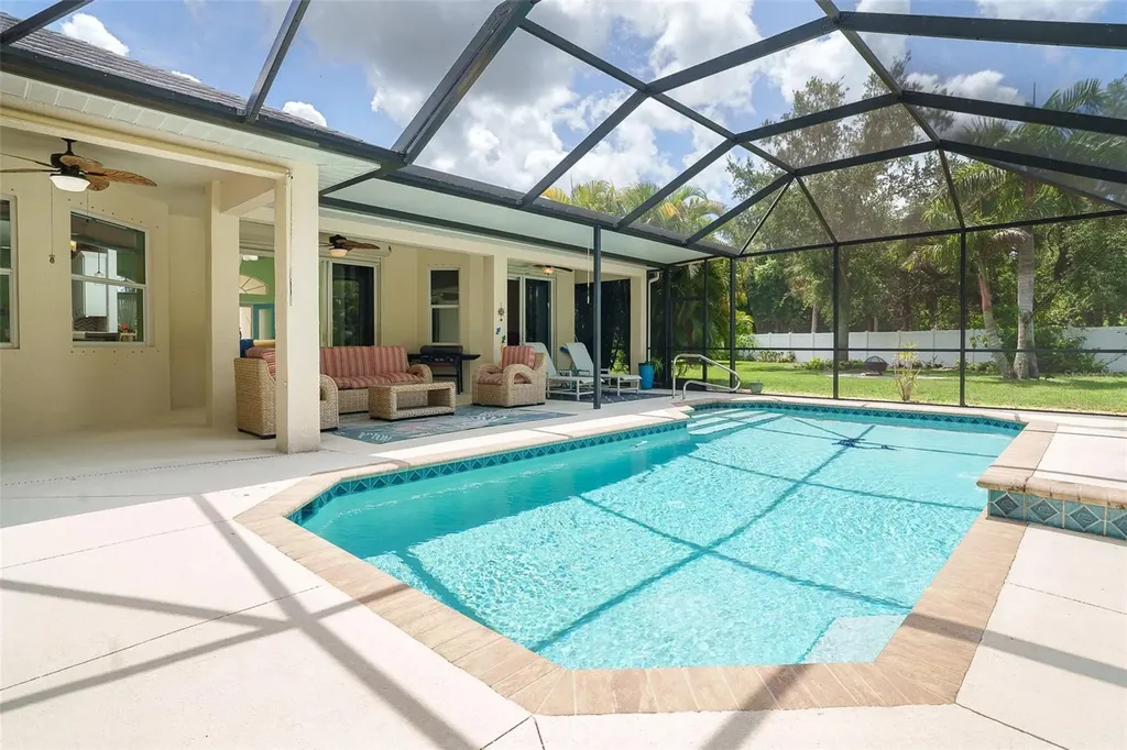 122 Clear Lake Drive Englewood FL 34223