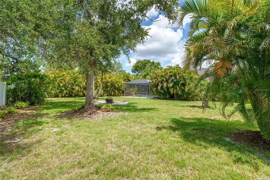 122 Clear Lake Drive Englewood FL 34223