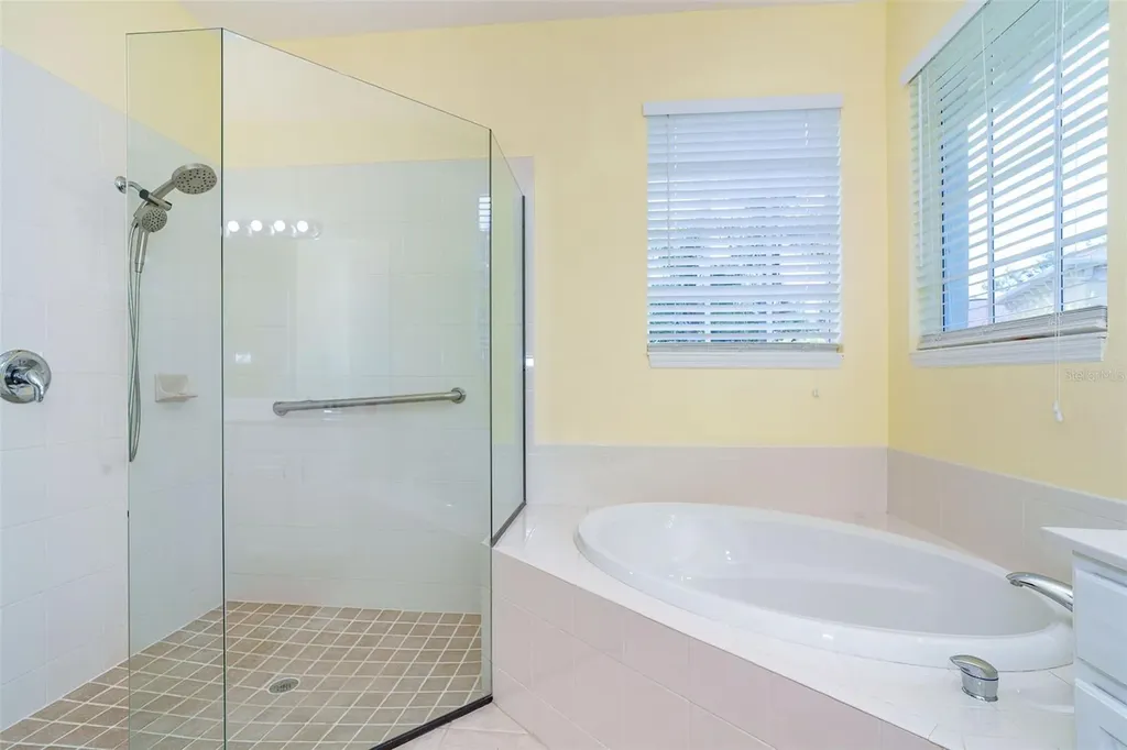 122 Clear Lake Drive Englewood FL 34223