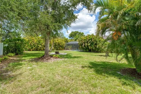 122 Clear Lake Drive Englewood FL 34223