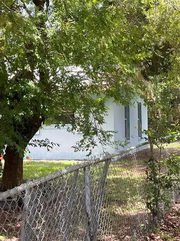 1078 N Gertrude Court Daytona Beach FL 32117