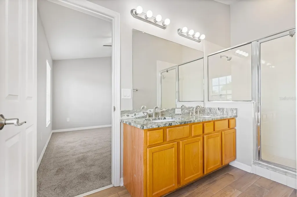 6123 Fishhawk Crossing Boulevard Lithia FL 33547