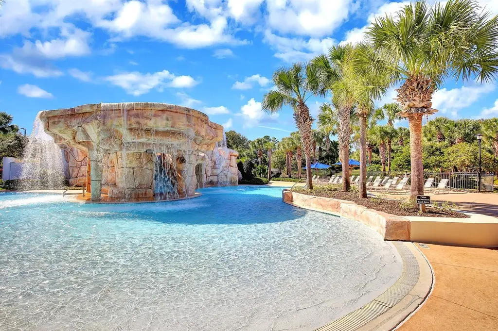 6123 Fishhawk Crossing Boulevard Lithia FL 33547