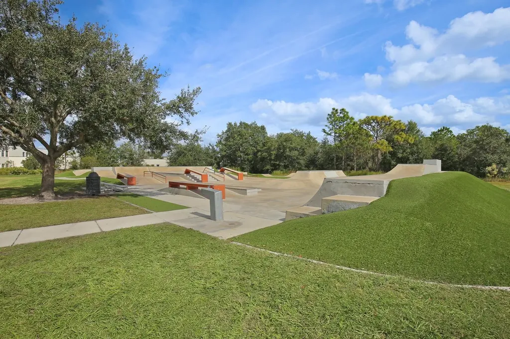 6123 Fishhawk Crossing Boulevard Lithia FL 33547