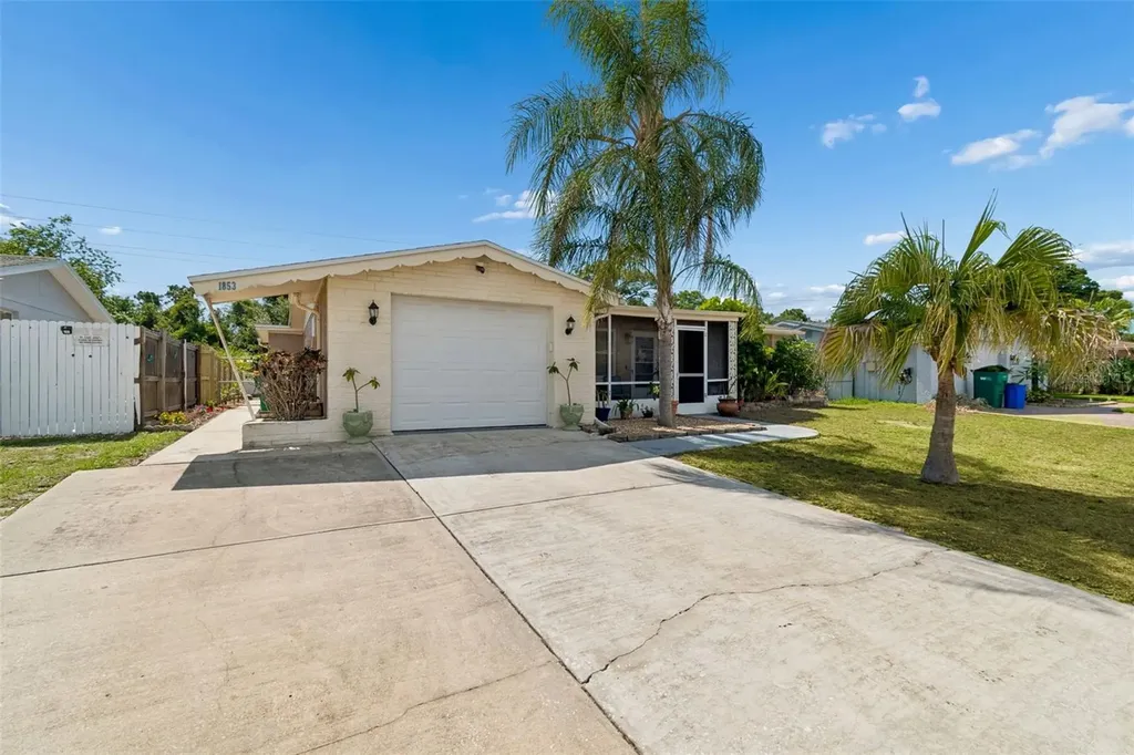 1853 Dartmouth Drive Holiday FL 34691