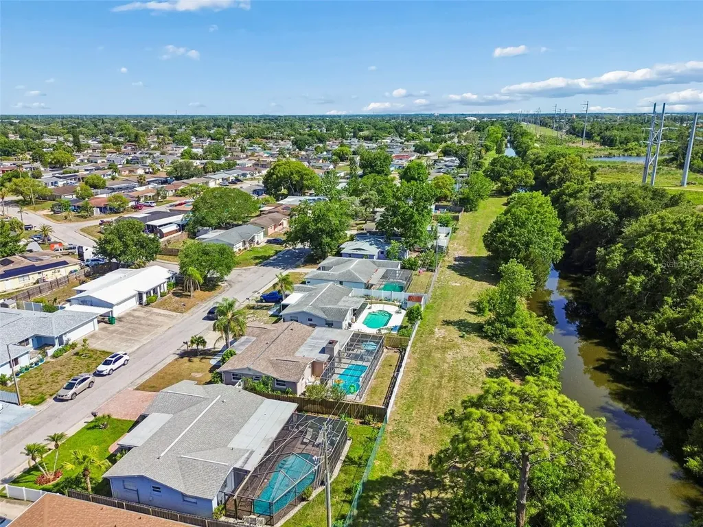 1853 Dartmouth Drive Holiday FL 34691