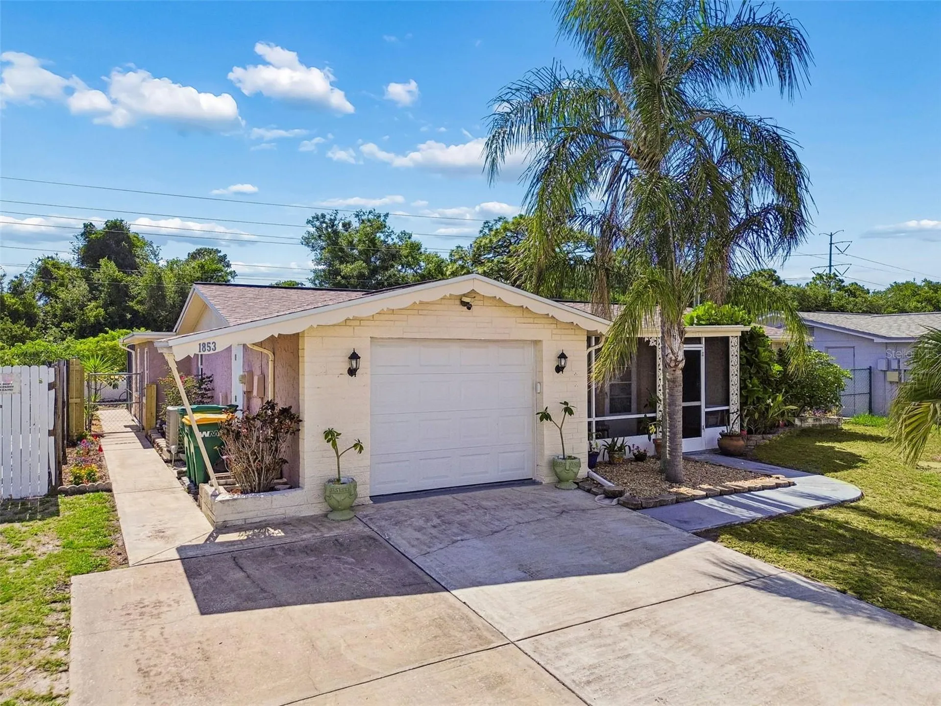 1853 Dartmouth Drive Holiday FL 34691