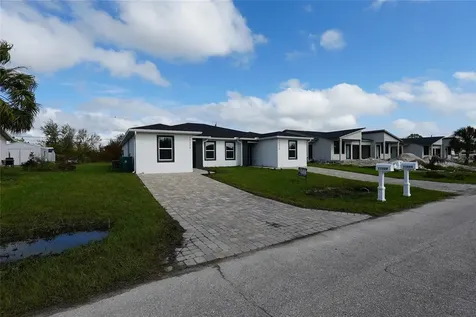 17196 Bonnie Avenue Port Charlotte FL 33954