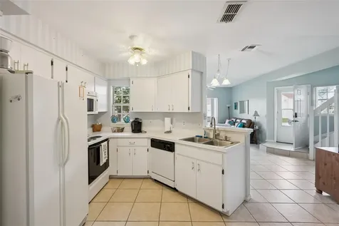 737 Olympic Circle Ocoee FL 34761