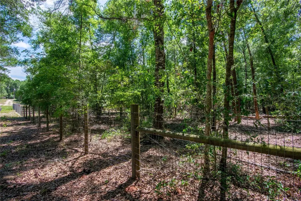 26721 Chippewa Trail Brooksville FL 34601