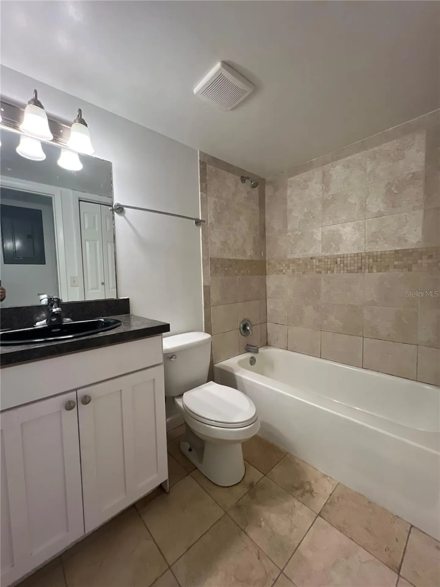 517 S Hyer Avenue Orlando FL 32801