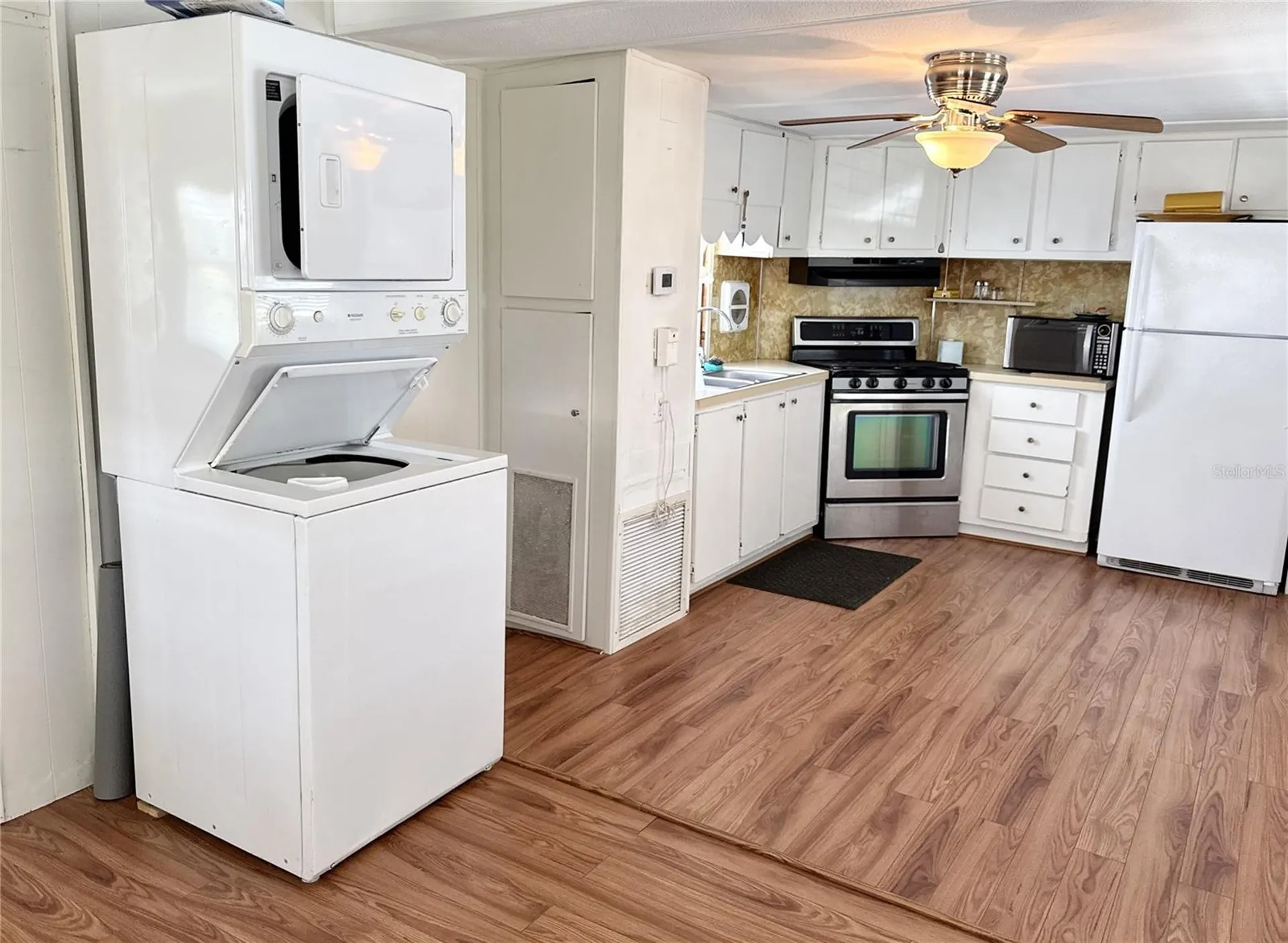 425 Mount Piney Avenue NE St Petersburg FL 33702