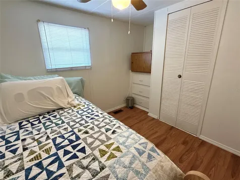 425 Mount Piney Avenue NE St Petersburg FL 33702