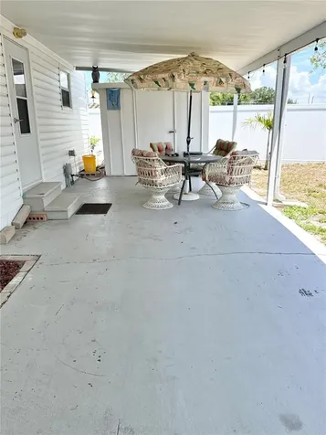 425 Mount Piney Avenue NE St Petersburg FL 33702