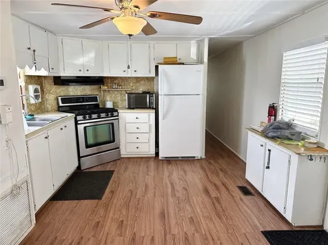 425 Mount Piney Avenue NE St Petersburg FL 33702