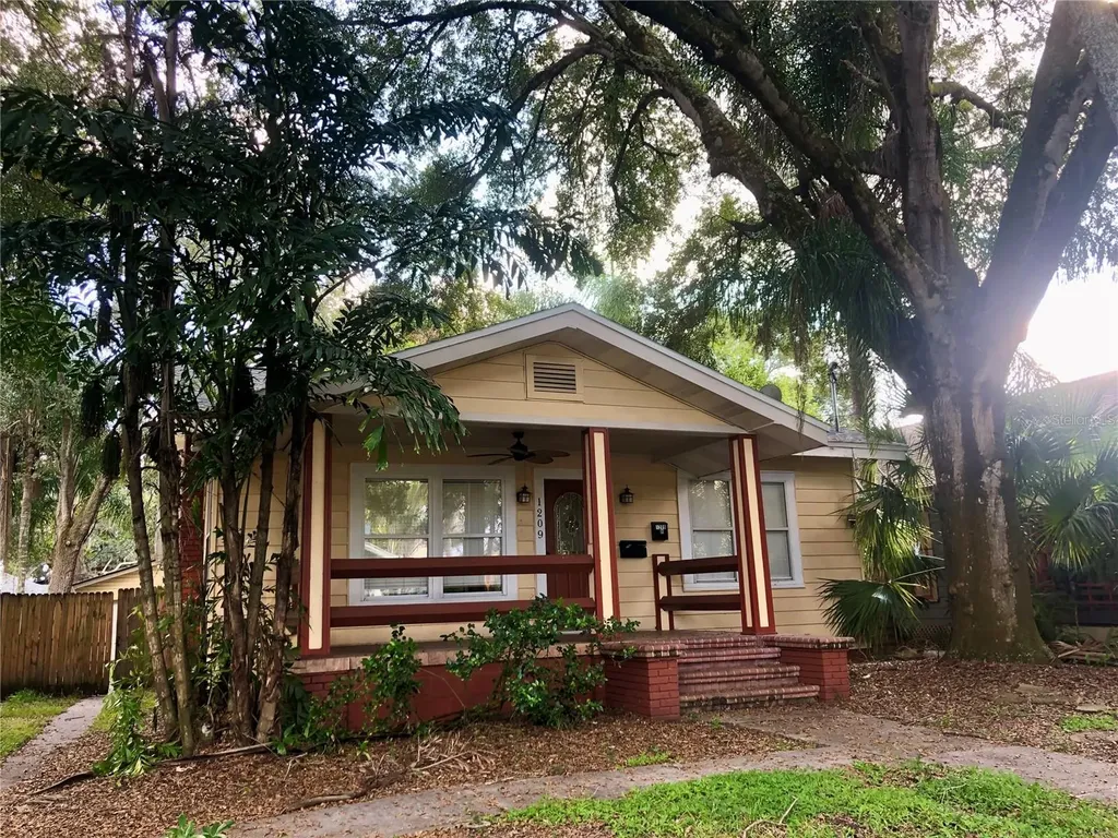 1209 E Comanche Avenue Tampa FL 33604
