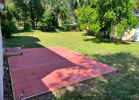 3910 E Ellicott Street Tampa FL 33610