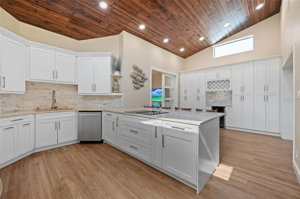 245 Avalon Avenue Fort Lauderdale FL 33308