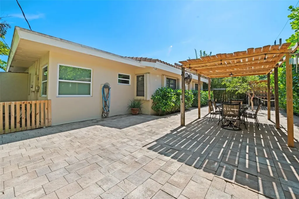 245 Avalon Avenue Fort Lauderdale FL 33308