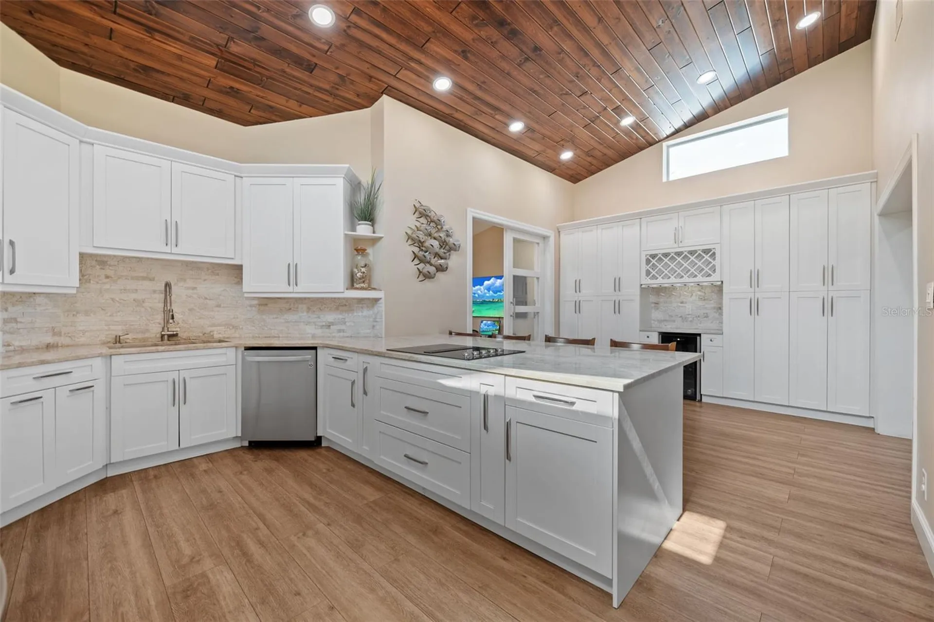 245 Avalon Avenue Fort Lauderdale FL 33308