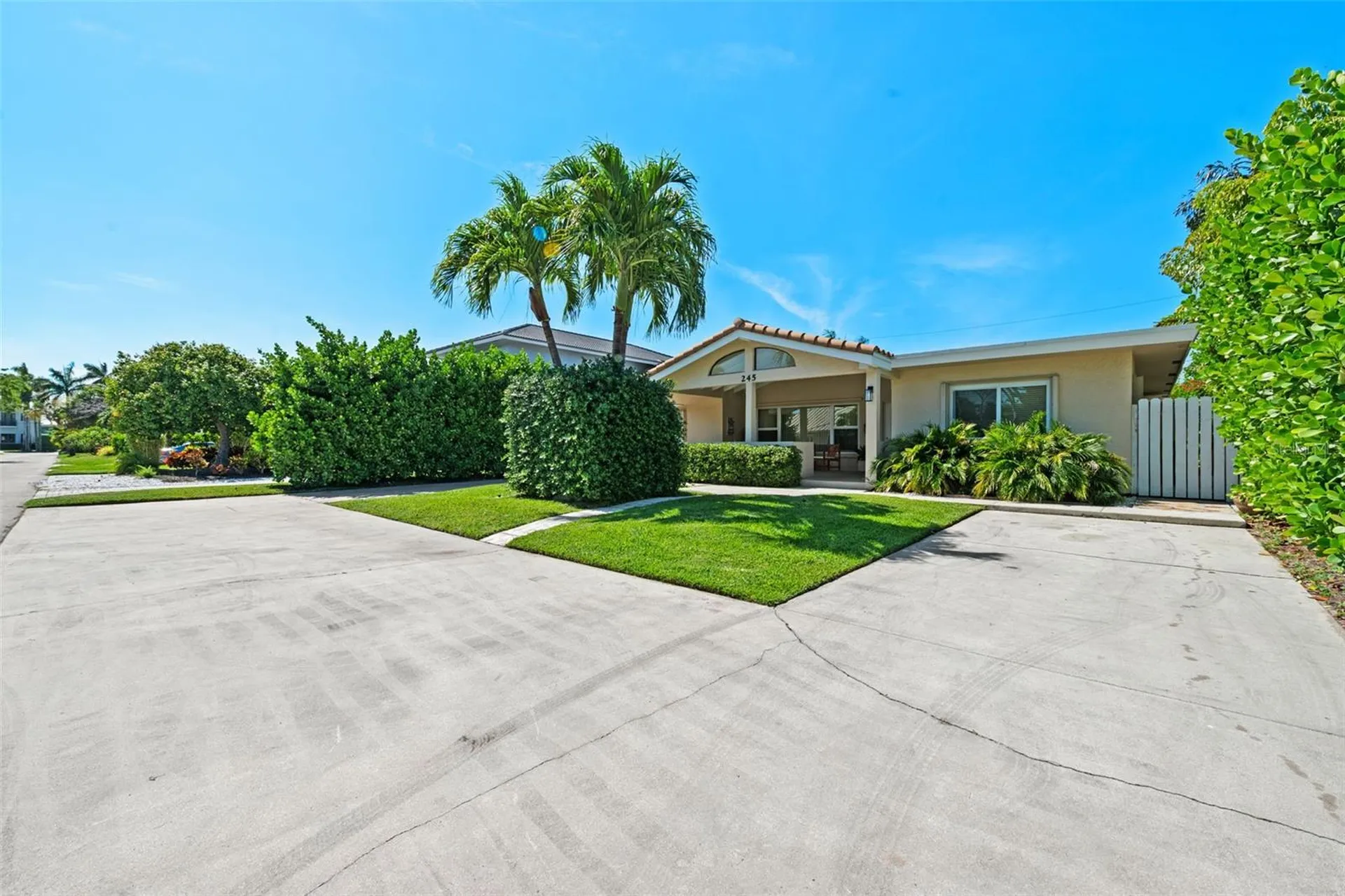 245 Avalon Avenue Fort Lauderdale FL 33308