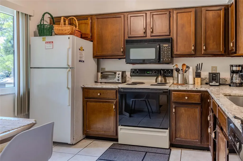 5191 Lake Village Drive Sarasota FL 34235