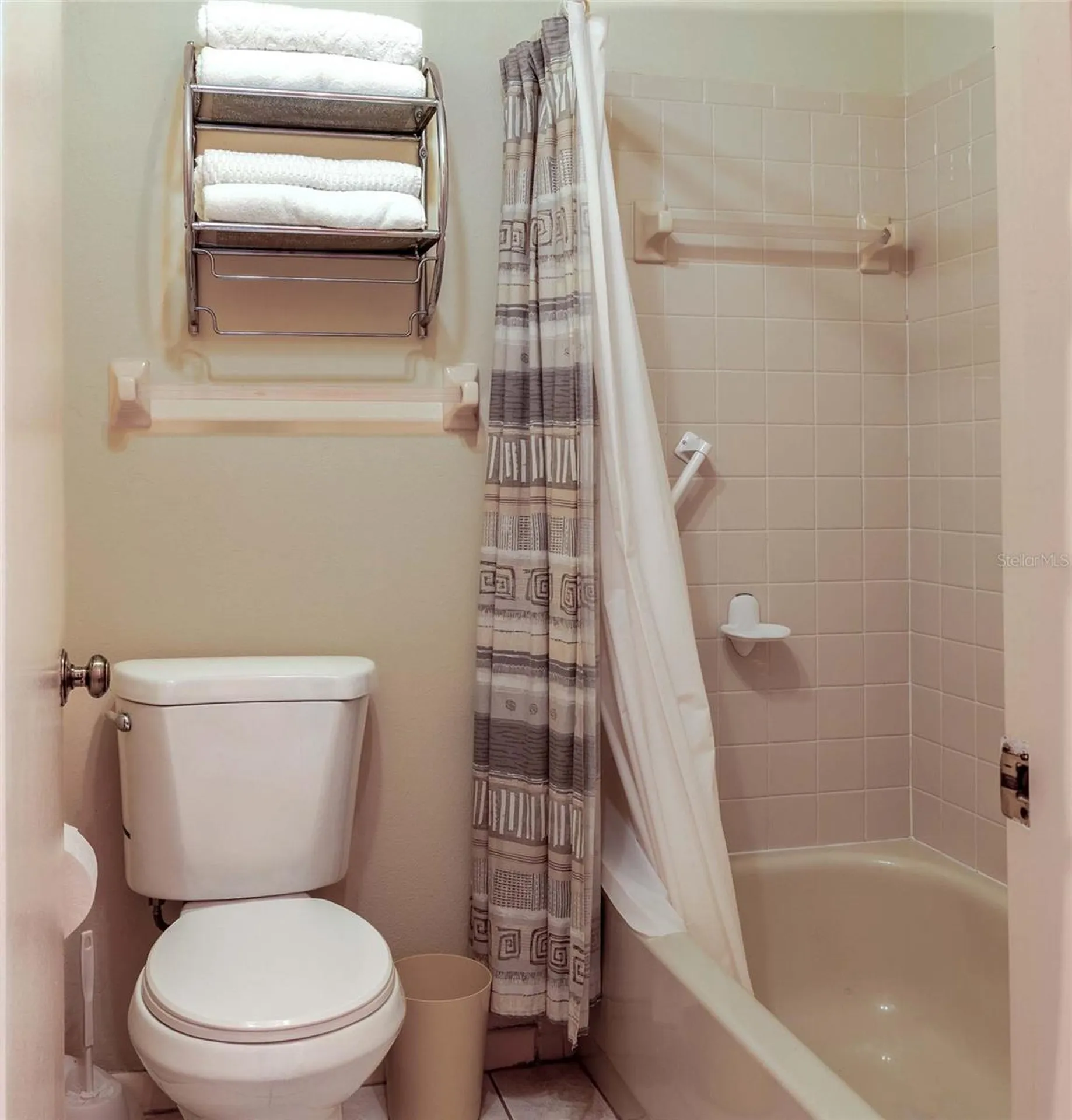 5191 Lake Village Drive Sarasota FL 34235