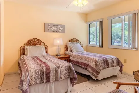5191 Lake Village Drive Sarasota FL 34235